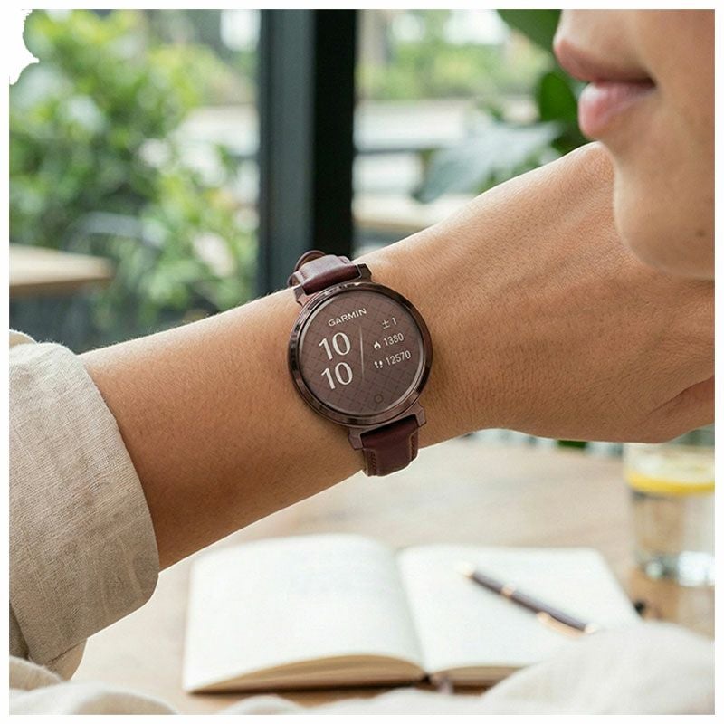 ガーミン Lily 2 Classic 010-02839-51 スマートウォッチ 正規品 Garmin リリー2 クラシック 睡眠 周期管理 タッチ決済 Suica 健康管理 レディース 腕時計 スモール 小さめ 軽量 生理周期 妊娠トラッキング ギフト プレゼント