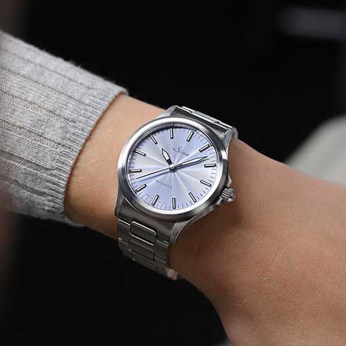 556 Ice Blue ジン SINN 腕時計 メンズ腕時計自動巻き シルバー ブルー アナログ 機械式 青文字盤 かっこいい 数量限定