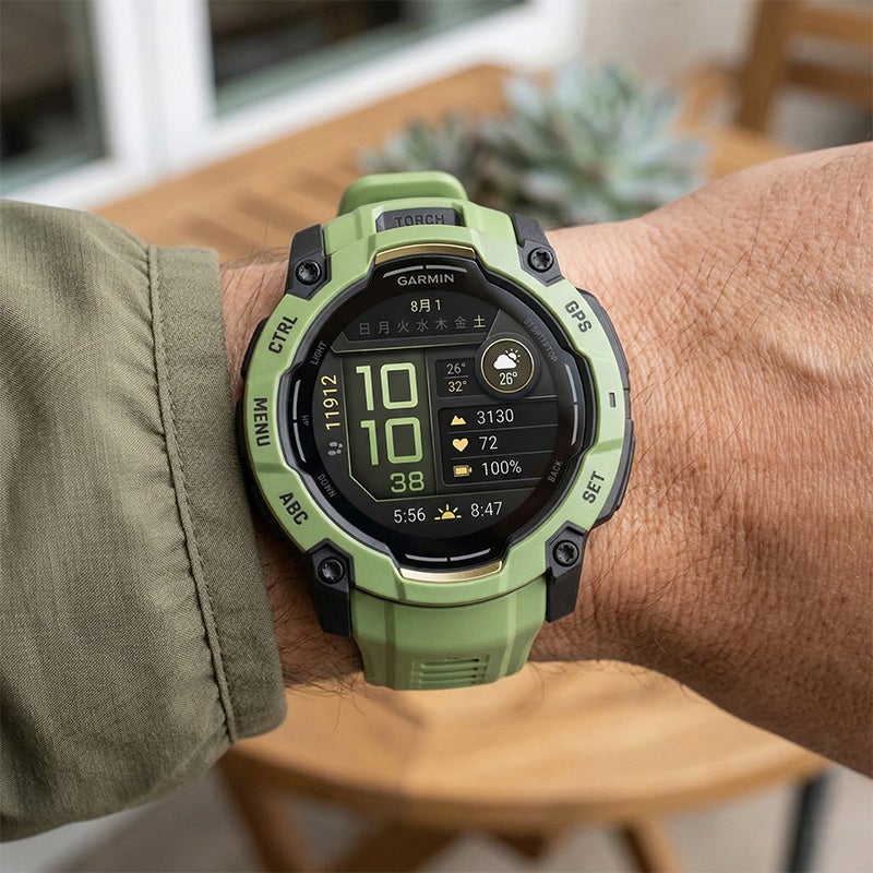 ガーミン GARMIN Instinct 3 AMOLED 50mm インスティンクト3 Fern Green 010-03020-32 スマートウォッチ アウトドア GPS 腕時計 Suica 睡眠 ミリタリー 耐衝撃 防水 LEDフラッシュライト 正規品