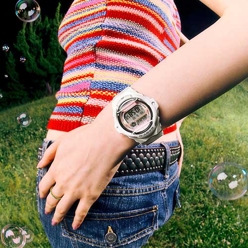 BABY-G グランジ グラジエントダイヤル ホワイト BG-169GD-7JF レディース 腕時計 電池式 デジタル 樹脂バンド フロントプロテクター 国内正規品 カシオ